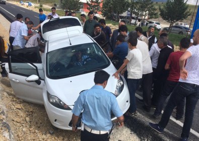 Erzincan'da Feci Kaza Açıklaması 1 Ölü, 9 Yaralı