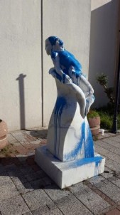 Nilüfer'deki Özgürlük Heykeline İkinci Boyalı Protesto