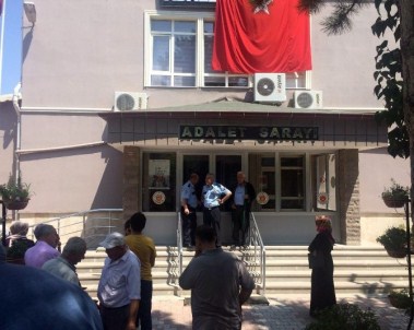 Bolvadin'de FETÖ Operasyonu Açıklaması 9 Kişi Tutuklandı