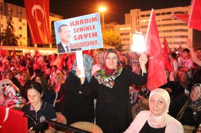 Demokrasi Nöbetinde 17'İnci Gün