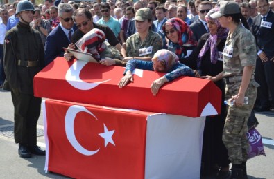 Ordu Şehitlerini Tekbirlerle Uğurladı