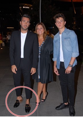 Engincan Ural'ın kürklü terliği