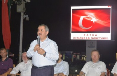 Anlayan'dan Batı'ya 'Demokrasi' Eleştirisi