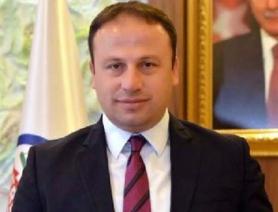 Başkan Yıldırım ile 5 belediye çalışanı gözaltına alındı