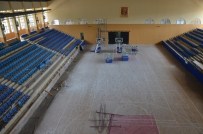 ENGELLİ ASANSÖRÜ - Mimar Sinan Spor Salonu Yenileniyor