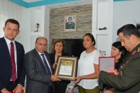 AMIR ÇIÇEK - Ortaca'da Şehit Ailesine Şehadet Belgesi Verildi