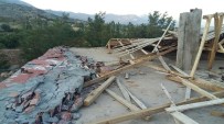 ŞİDDETLİ FIRTINA - Çatısı Uçan Okulun Yerine Yeni Okul Planlanıyor