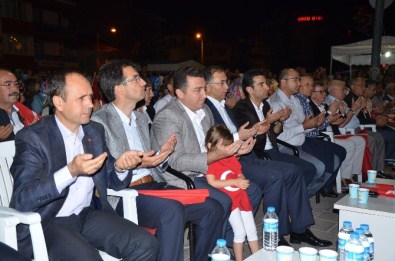 Demokrasi Nöbeti'nin 27. Gününde Meydan Yine Doldu Taştı