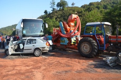 Fatsa'da Trafik Kazası Açıklaması 2 Ölü, 1 Yaralı