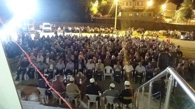 Güllüce İspir'de Demokrasi Nöbetinde