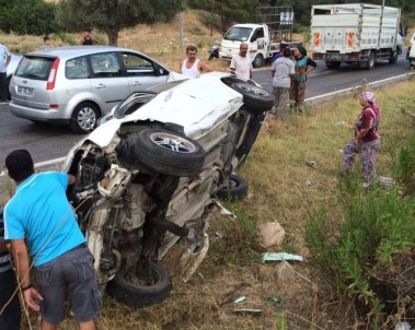 Milas'ta Otomobil Takla Attı; 2 Yaralı