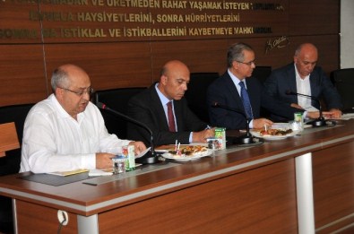 Vali Tapsız, 'Şehit Ve Gazilerimizin Ailelerine Sahip Çıkalım'