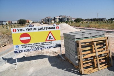 Yunusemre'de Kilitli Parke Taşsız Sokak Kalmayacak