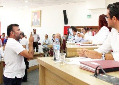 Başkan Akın, Büyükşehir Meclisinde Yaşananları Değerlendirdi