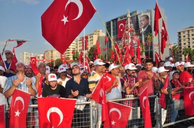 Başkan Sözütek'ten Esnafa Miting Teşekkürü