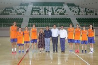 Bornova, Becker, İZSİAD'dan Güçbirliği