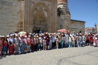 Genç KOMEK Yaz Okulu'nda 25 Bin Öğrenci Yaz Tatilini Dolu Dolu Geçiriyor