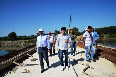 Hacılıçay Köprüsü Mahalleleri Kavuşturacak