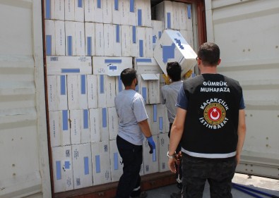 Islak Mendil Dediler, 7 Milyonluk Kaçak Sigara Çıktı