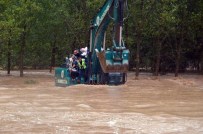 BARTIN VALİSİ - Bartın Valisi Açıklaması 'Mahsur Kalan 47 Yolcumuzu Kurtardık'