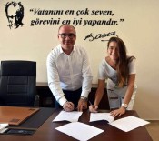 Merve Korkmaz Yeniden Salihli Belediyespor'da