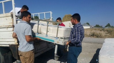 AK Partili Gençler Yaşlılara Umut Olmaya Devam Ediyor