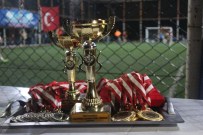 ENVER ÖZDERİN - İnönü'de 3. Geleneksel Halı Saha Futbol Turnuvası Tamamlandı