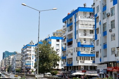 Antalya, 48 Bin Litre Boyayla Renklendirilecek