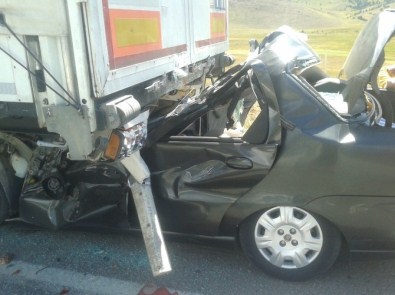 Erzincan'da Trafik Kazası Açıklaması 4 Ölü