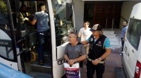 İzmir'de 44 FETÖ Şüphelisi Adliyeye Sevk Edildi