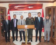 Rektör Gür'den Tuğgeneral Ekiyor'a Hayırlı Olsun Ziyareti