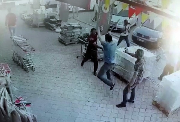 Aksaray'da sopalı baltalı kavga