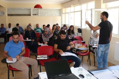 Bitlis'te 90 Kişilik Girişimcilik Kursu Sona Erdi