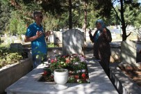 17 Ağustos Kurbanları Mezarları Başında Anıldı