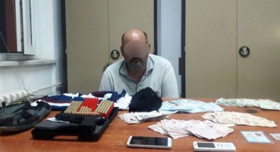 24 Saatte 500 Metre Mesafedeki 2 Marketi Soydu