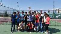 MALATYA İNÖNÜ ÜNIVERSITESI - Ağrı'nın Gururu Tenisçiler Doğunun Şampiyonu Oldu