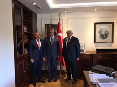 Kilis Belediye Başkanı Hasan Kara,  Başbakan Yardımcısı Veysi Kaynak'ı Ziyaret Etti
