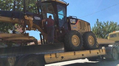 Mahalleye Giren Greyder Ortalığı Birbirine Kattı