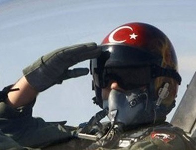 TSK'dan ayrılan pilotlar dönüyor