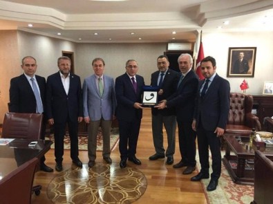 Başkan Ve Milletvekillerinden TOKİ Başkanı Ergün Turan'a Ziyaret