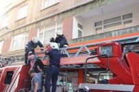 Kağıthane'de Korkutan Yangın