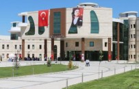 NEÜ'de 5 Akademisyen, 7 İdari Personel Daha Açığa Alındı