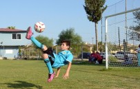 RAMAZAN AKYÜREK - Yaz Futbol Okulları'nda Sertifika Heyecanı