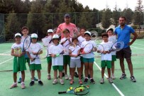 AHMET TANER KıŞLALı SPOR SALONU - 500 Çocuk Sporla Dolu Bir Yaz Geçirdi