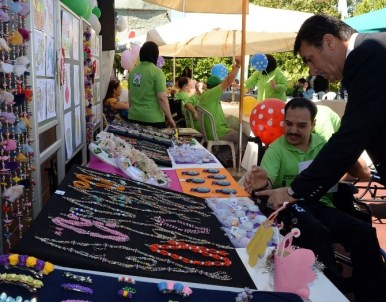 Engelleri Sanatla Aştılar