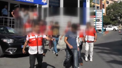 İstanbul'da FETÖ Operasyonu Açıklaması 13 Tutuklama