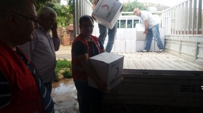 Kızılay'dan Bilge Köyüne Gıda Yardımı