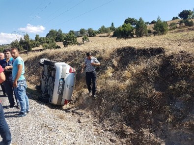 Otomobil Şarampole Uçtu Açıklaması 5 Yaralı