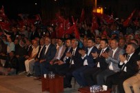 Akdağmadeni İlçesinde Demokrasi Nöbeti Aralıksız Sürüyor