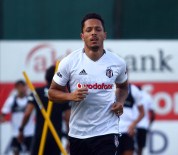 VELİ KAVLAK - Brezilyalı Yıldız Futbolcu İlk Antrenmanına Çıktı